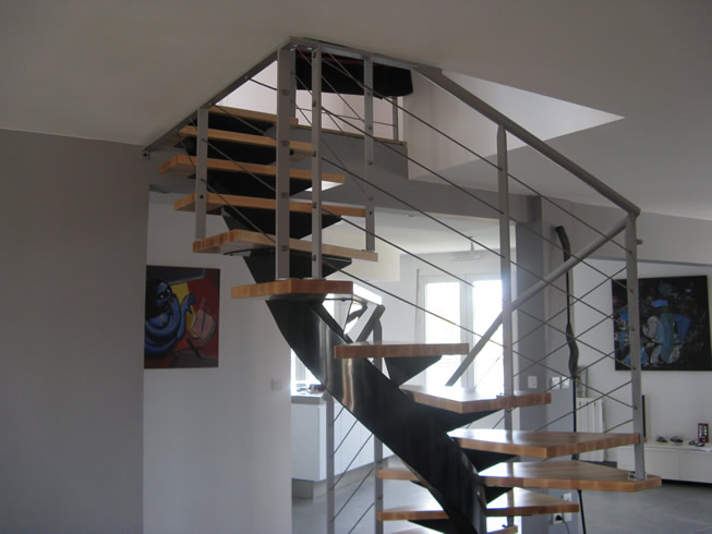 Escalier métallique
