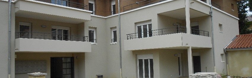 Hall d’entrée, garde-corps et appuis de fenêtre — logements à Chazay-d’Azergues (69)